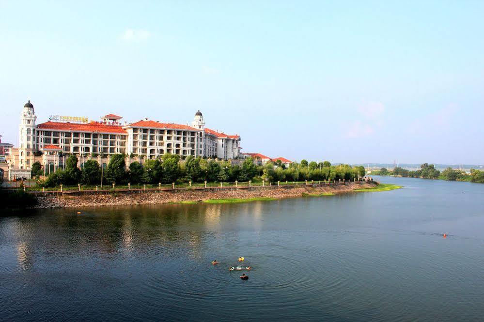 Country Garden Phoenix Hotel Чанша Екстериор снимка